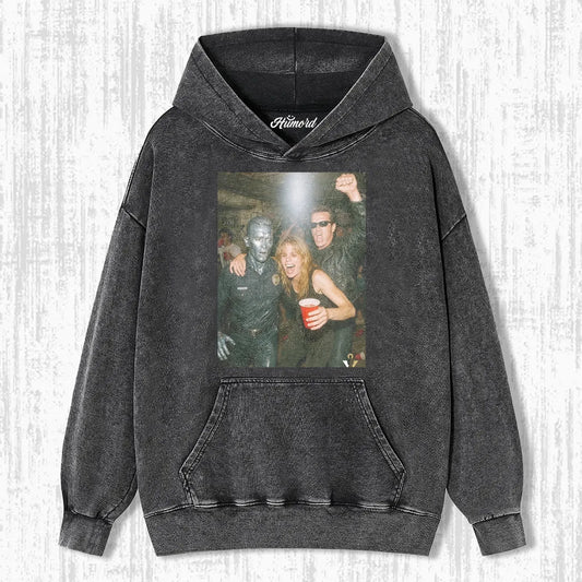 ARNOLD SCHWARZENEGGER IN THE BAR PARTY T-SHIRT