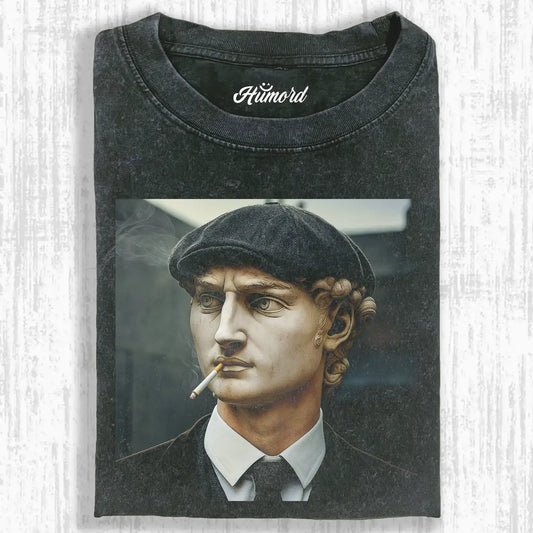 WACKY SCULPTURE T-SHIRT