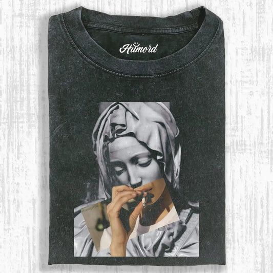 WACKY SCULPTURE T-SHIRT