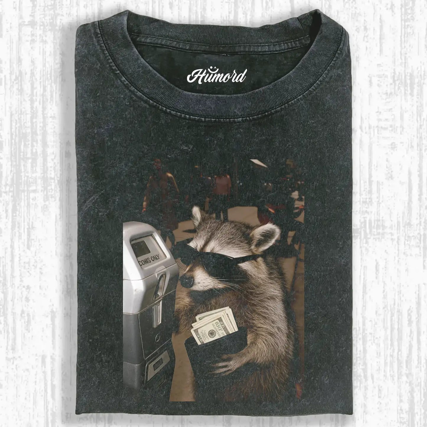 WACKY RACCOON T-SHIRT