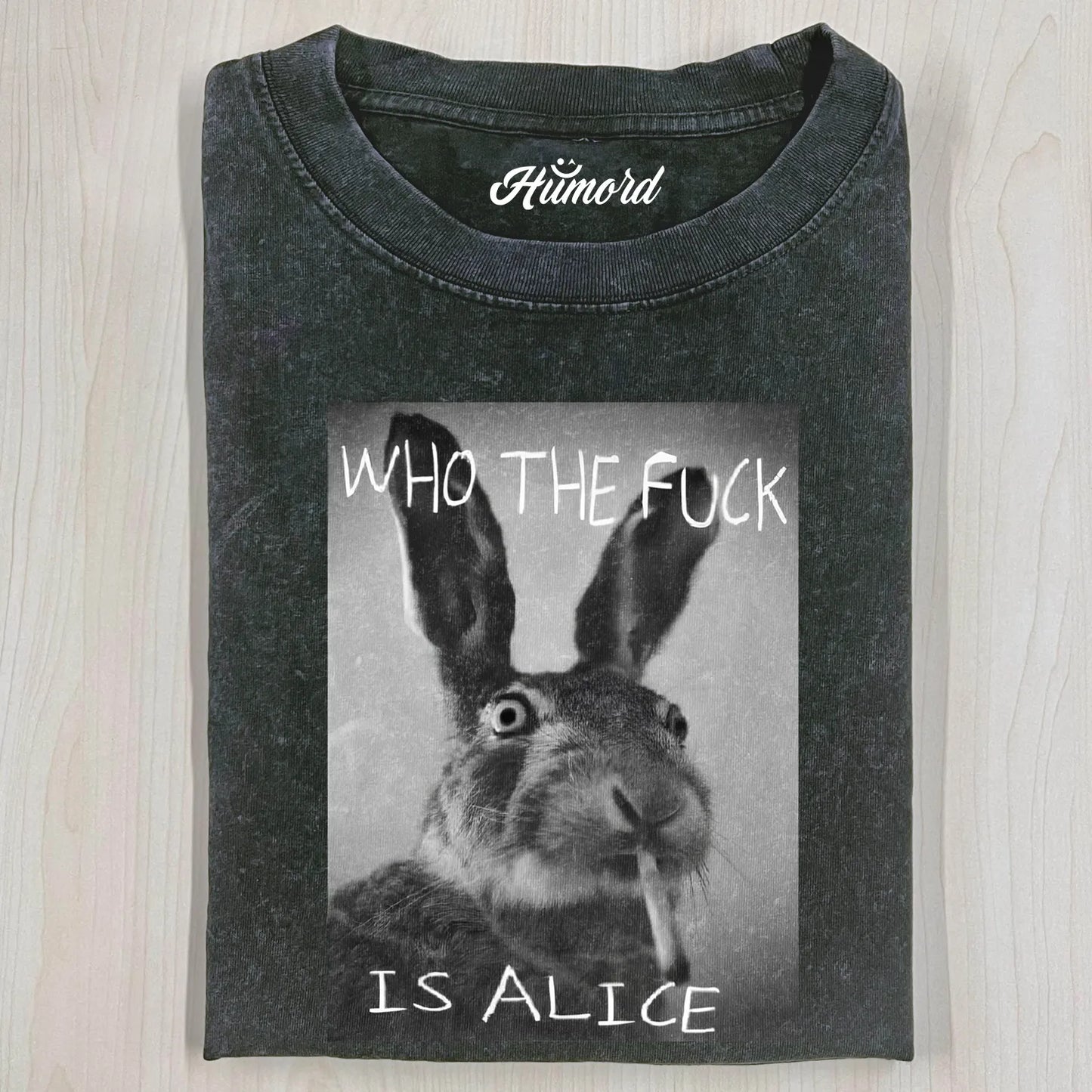 90S FUNNY BUNNY RETRO T-SHIRT