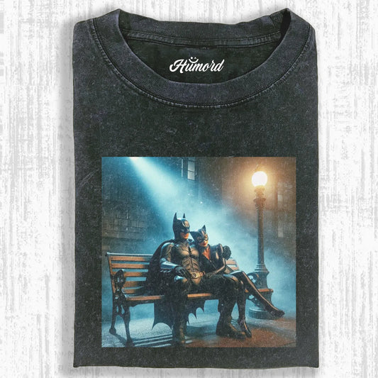BATMAN & CATWOMAN T-SHIRT