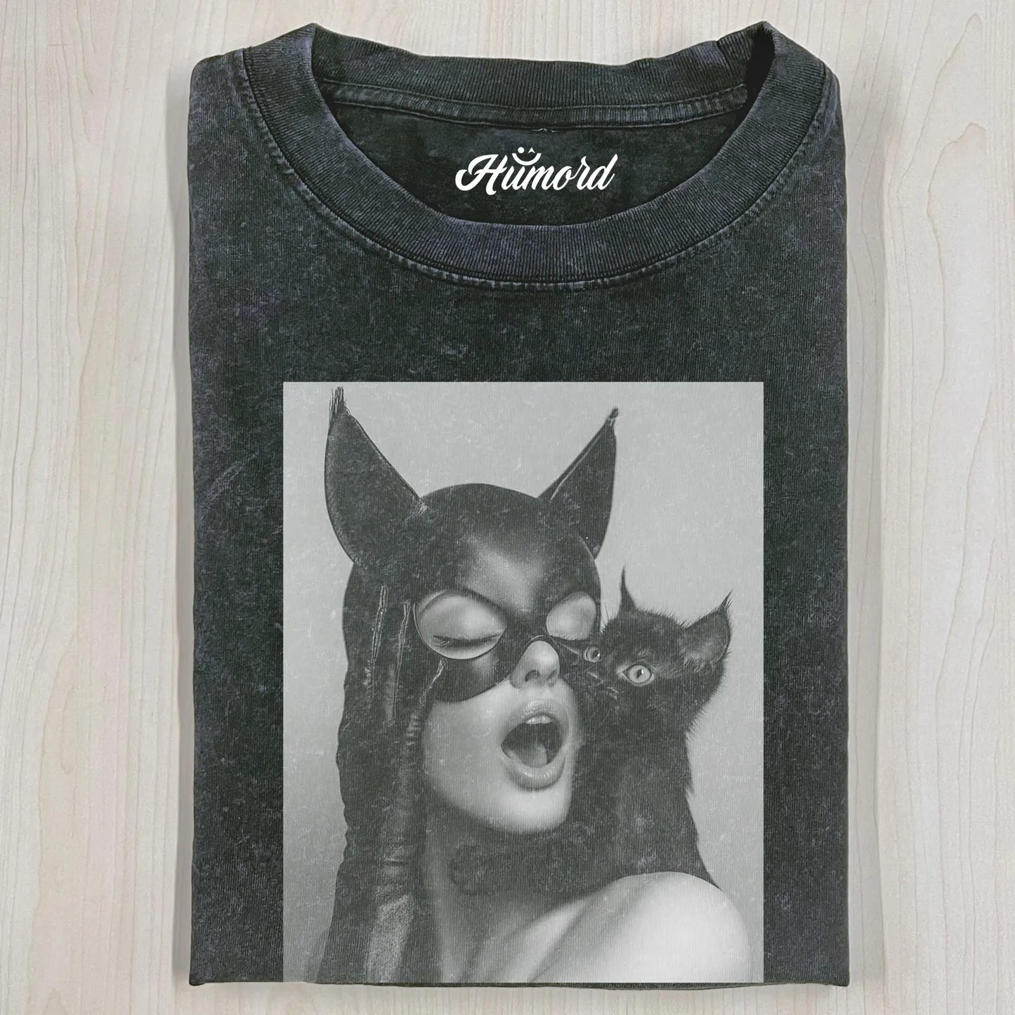 BUNNY AND CAT T-SHIRT