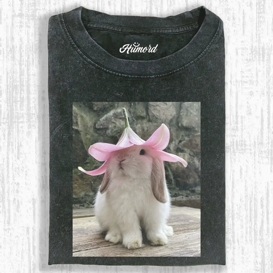 BUNNY WEARING FLOWERS TEE