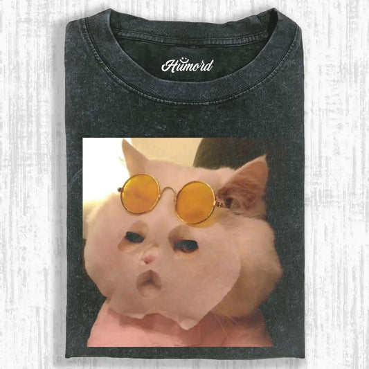 Beauty care cat 7.28 Tee