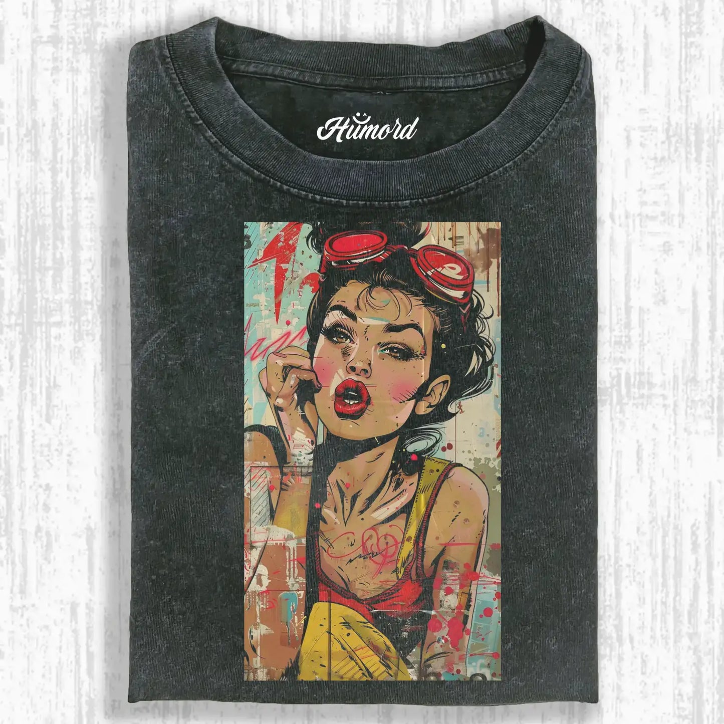 COMIC GIRL T-SHIRT