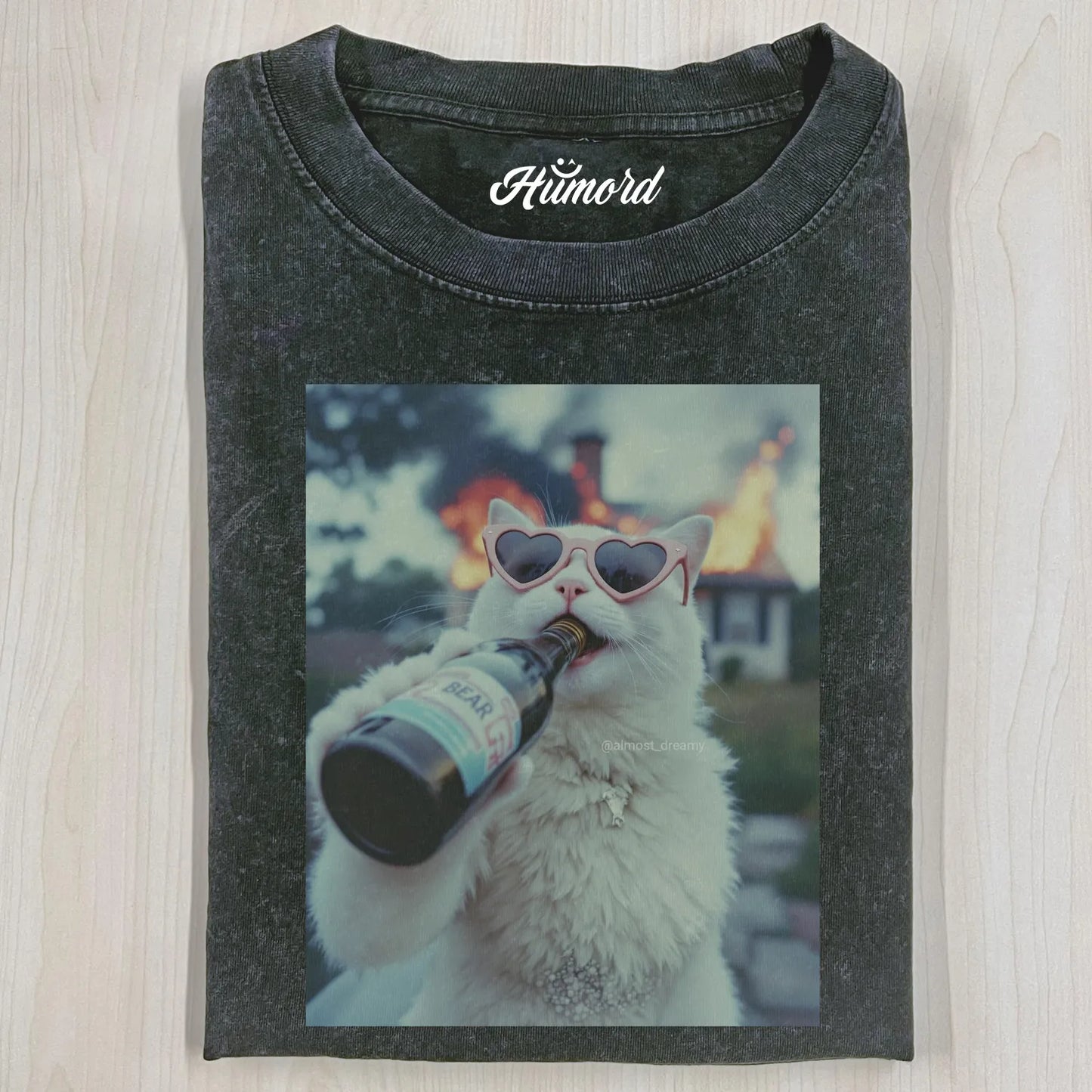 FUNNY DRIKING CAT T-SHIRT