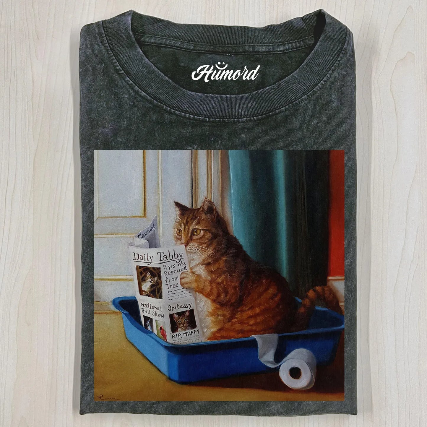 NEWSPAPER CAT T-SHIRT