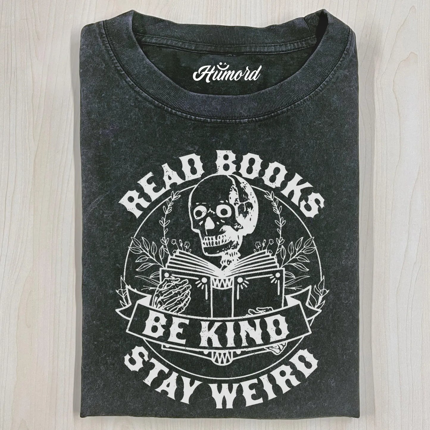 READ BOOKS T-SHIRT