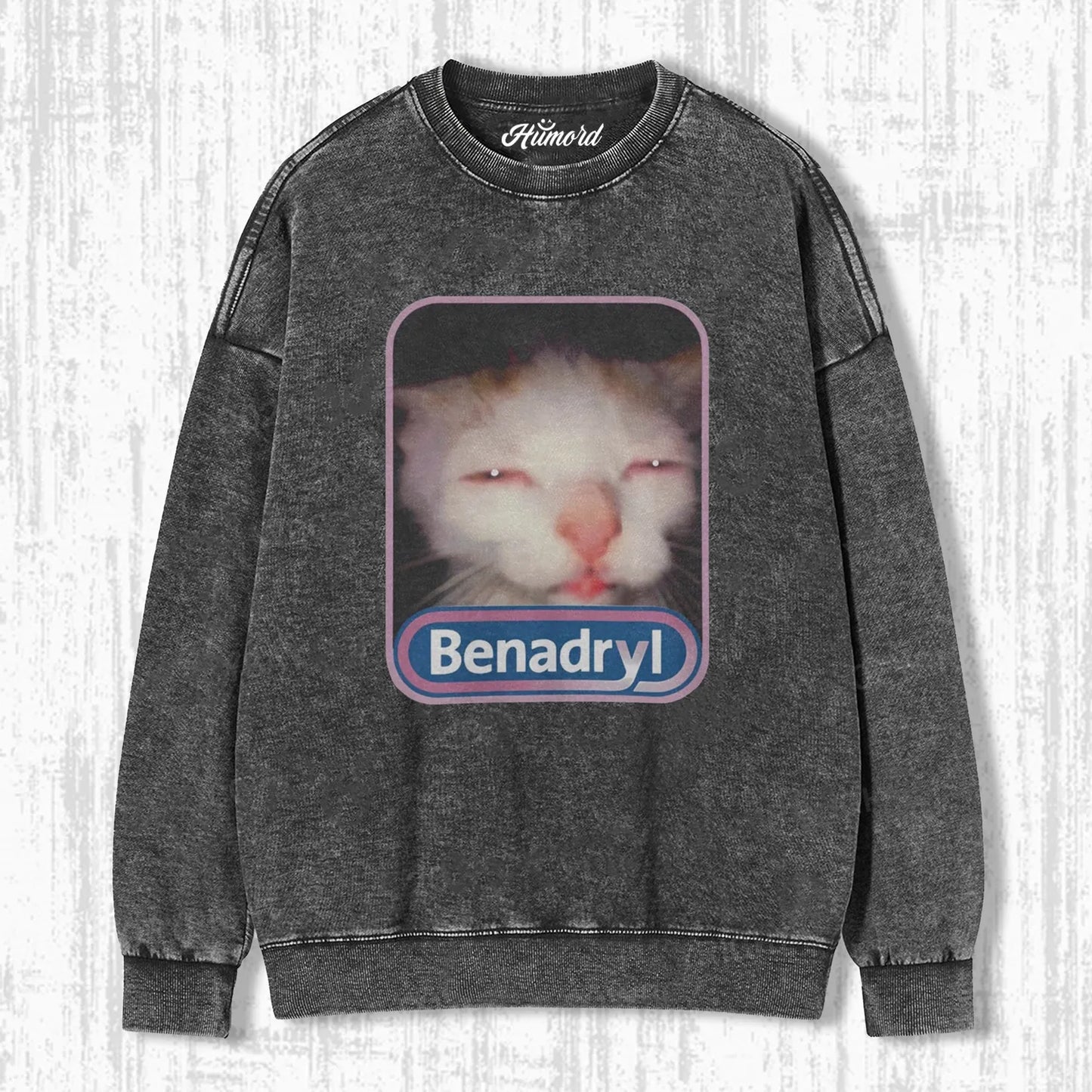 WEIRD CAT T-SHIRT